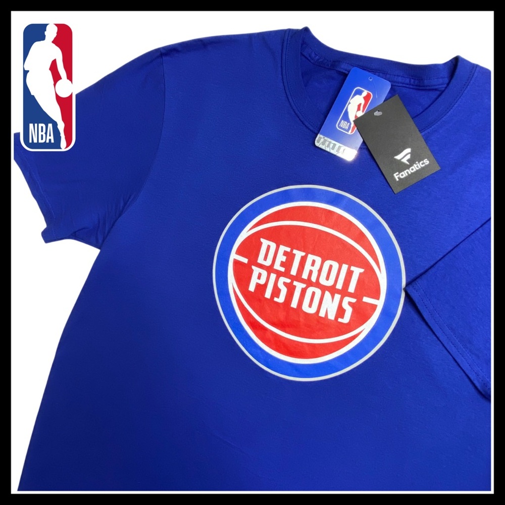 Detroit Pistons NBA Primary Logo Fade Back Rival Crewneck T-shirt Size (L) NEW